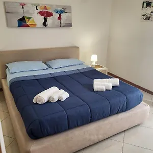  Apartment Le Gemme Italy